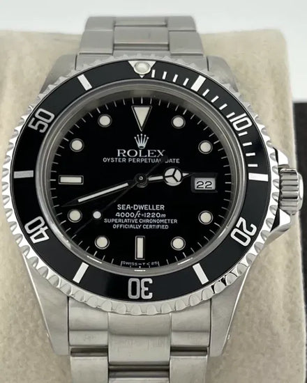 1990 (E Serial) Rolex Sea-Dweller 4000 40MM Black Dial Oyster Bracelet (16600)