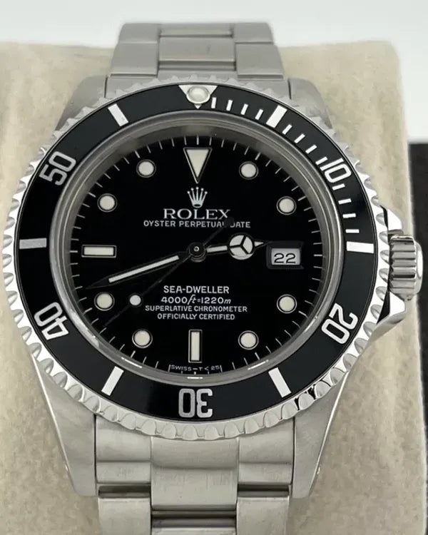 1990 (E Serial) Rolex Sea-Dweller 4000 40MM Black Dial Oyster Bracelet (16600)