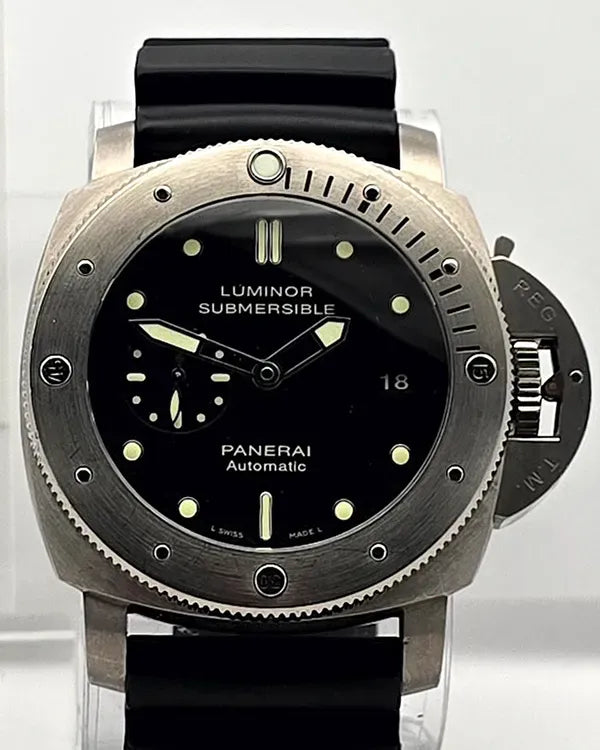 2015 Panerai Luminor Submersible 1950 3 Days 47MM Black Dial Rubber Strap (PAM00305)