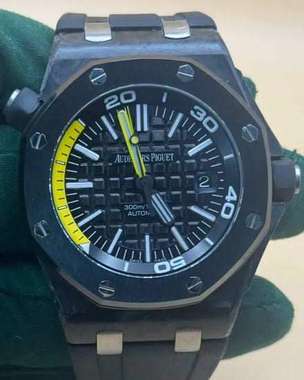 Audemars Piguet Royal Oak Offshore Diver 42MM Black Dial Rubber Strap (15706AU.00.A002CA.01)