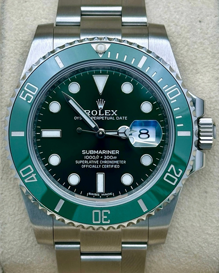 2017 Rolex Submariner Date "Hulk" 40MM Green Dial Oyster Bracelet (116610LV)