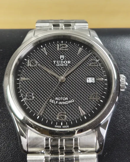 No Reserve - 2025 Tudor 1926 41MM Black Dial Steel Bracelet (91650)
