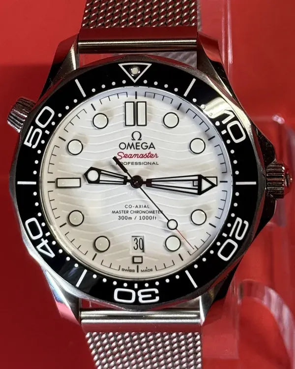 2025 Omega Seamaster 300M 42MM White Dial Steel Bracelet (210.32.42.20.04.001)