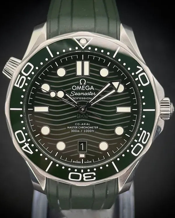 Omega Seamaster Diver 300M 42MM Green Dial Rubber Strap (210.32.42.20.10.001)