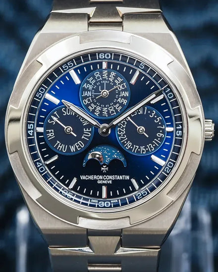 2024 Vacheron Constantin Overseas Perpetual Calendar Ultra-Thin 41.5MM Blue Dial White Gold Bracelet (4300V/220G-B945)