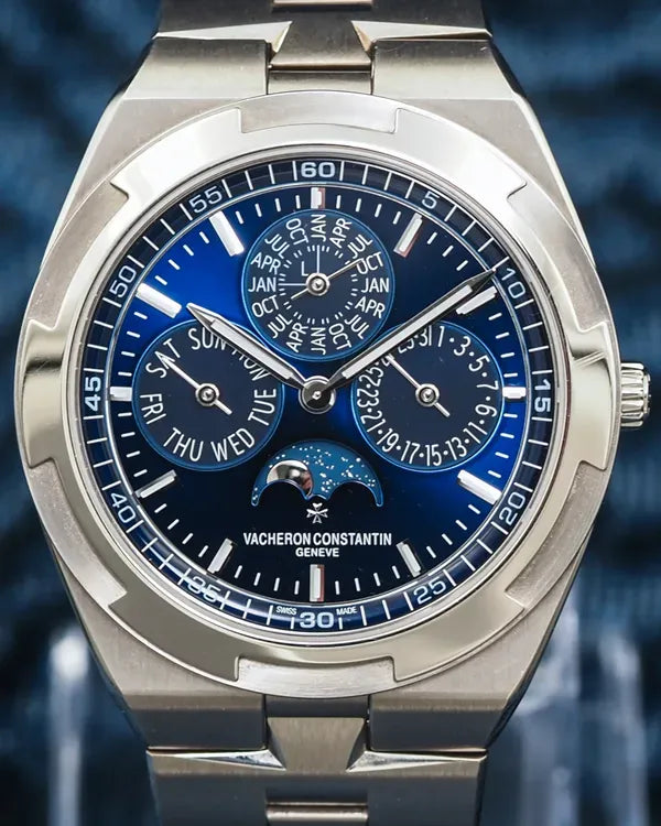 2024 Vacheron Constantin Overseas Perpetual Calendar Ultra-Thin 41.5MM Blue Dial White Gold Bracelet (4300V/220G-B945)