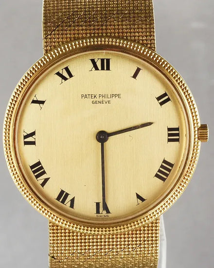 Patek Philippe Calatrava 33MM Champagne Dial Yellow Gold Bracelet (3520/10)