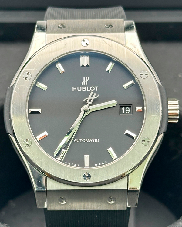 2019 Hublot Classic Fusion 42MM Black Dial Rubber Strap (542.NX.1171.RX)