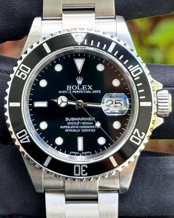 2006 Rolex Submariner Date 40MM Black Dial Oyster Bracelet (16610)