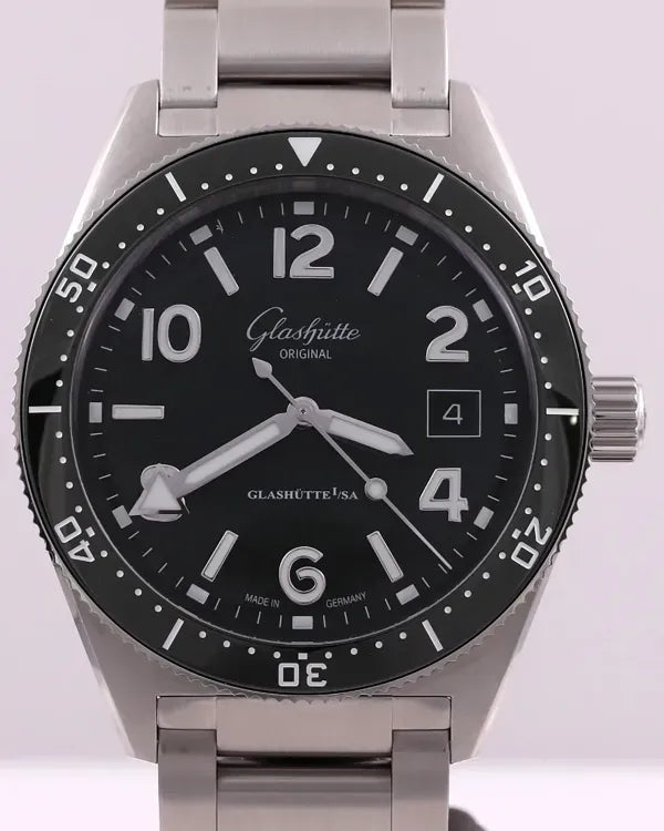 2023 Glashütte Original SeaQ 39.5MM Green Dial Steel Bracelet (1-39-11-13-83-70)