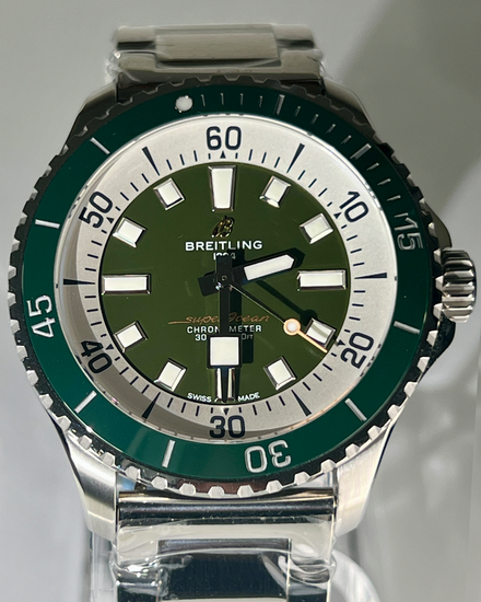 Breitling Superocean 44MM Green Dial Steel Bracelet (A17376)