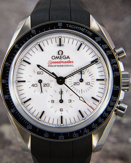 2025 Omega Speedmaster Professional Moonwatch 42MM White Dial Rubber Strap (310.32.42.50.04.001)