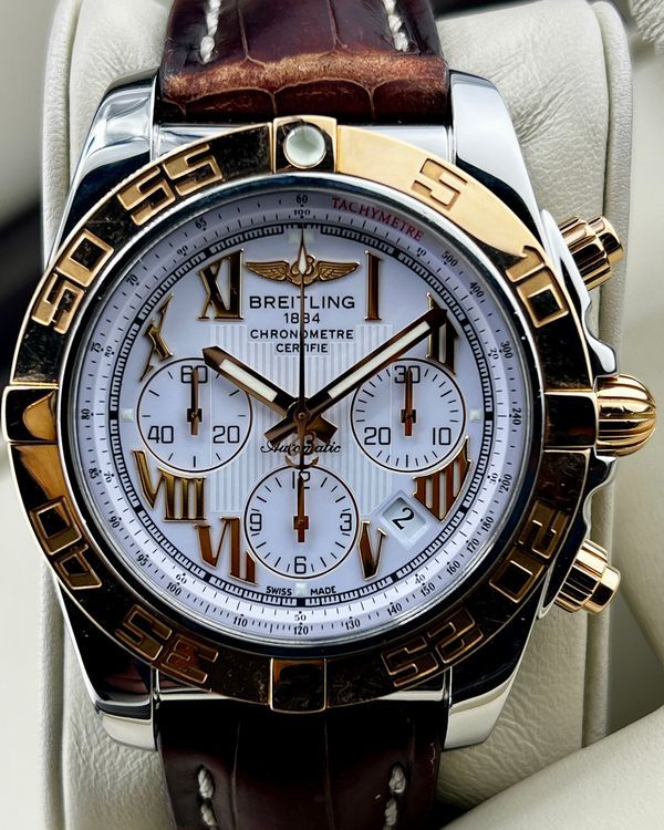 Breitling Chronomat (CB0110)