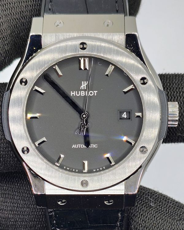 Hublot Classic Fusion (542.NX.1171.LR)