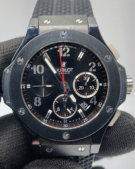 Hublot Big Bang Black Magic 41MM Black Dial Rubber Strap (341.CX.130.RX)