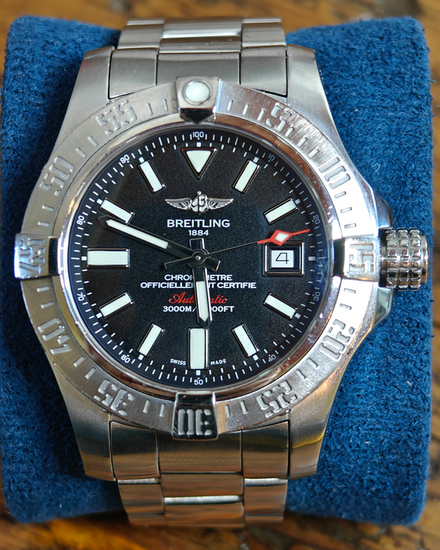 No Reserve - 2014 Breitling Avenger II Seawolf 45MM Black Dial Steel Bracelet (A17331)