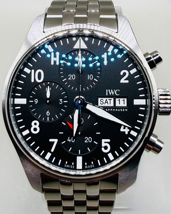 2025 IWC Schaffhausen Pilot Chronograph 41MM Black Dial Steel Bracelet (IW388113)