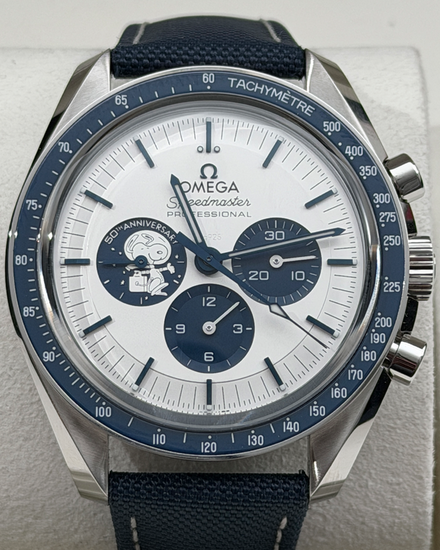 2025 Omega Speedmaster Anniversary Series "Silver Snoopy Award" 42MM Silver Dial Textile Strap (310.32.42.50.02.001)