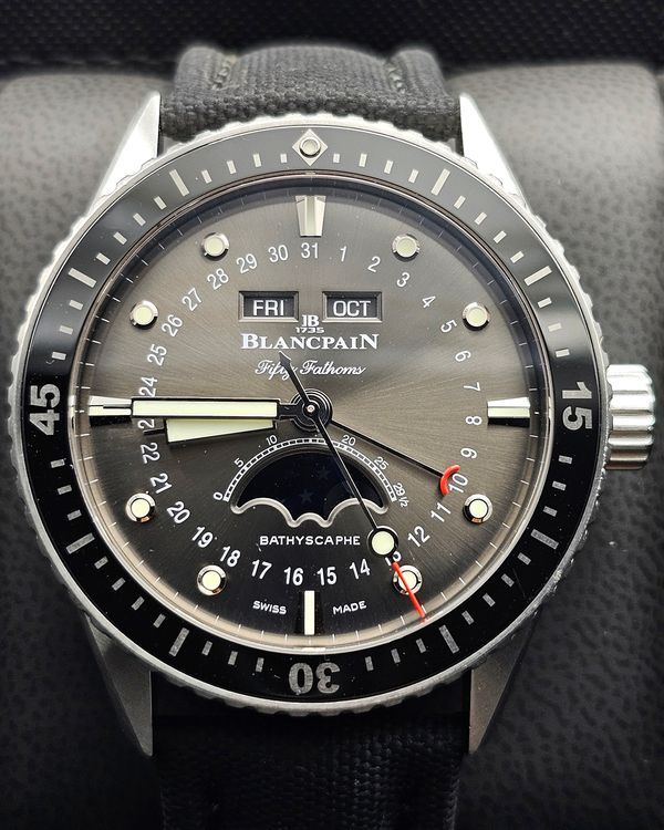 2022 Blancpain Fifty Fathoms Bathyscaphe Quantième Complet Phases de Lune 43MM Grey Dial Textile Strap (5054-1110-B52A)