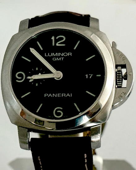 2009 Panerai Luminor 1950 3 Days GMT 44MM Black Dial Leather Strap (PAM00320)