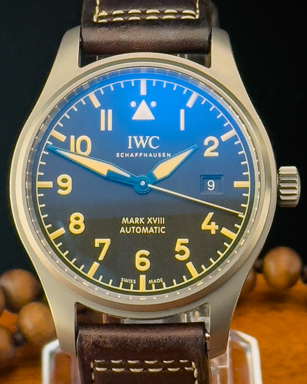 2018 IWC Schaffhausen Pilot Mark XVIII 40MM Black Dial Leather Strap (IW327006)