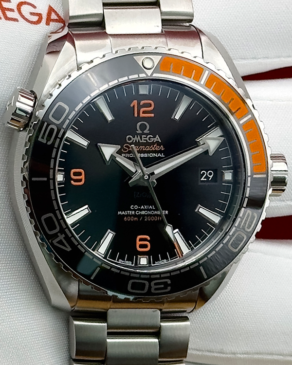 Omega Seamaster Planet Ocean (215.30.44.21.01.002)