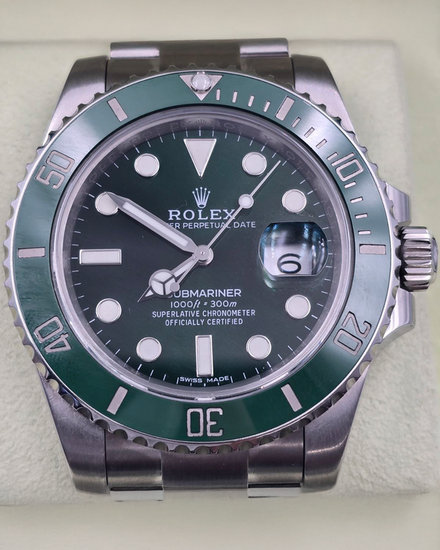 2014 Rolex Submariner Date "Hulk" 40MM Green Dial Oyster Bracelet (116610LV)