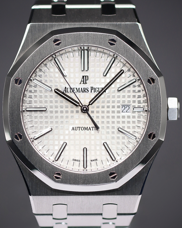 Audemars Piguet Royal Oak 41MM Silver Dial Steel Bracelet (15400ST.OO.1220ST.02)