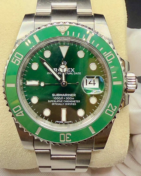 2016 Rolex Submariner Date "Hulk" 40MM Green Dial Oyster Bracelet (116610LV)