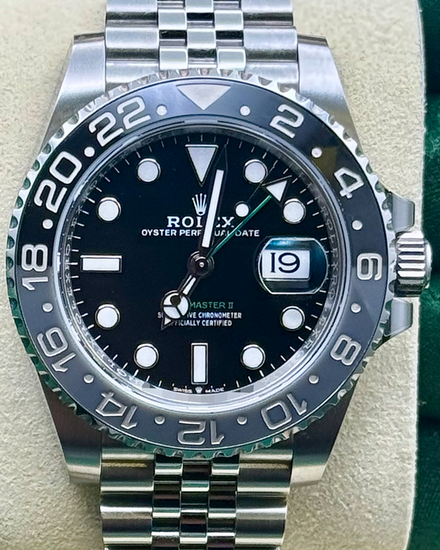 2025 Rolex GMT-Master II "Bruce Wayne" 40MM Black Dial Jubilee Bracelet (126710GRNR)