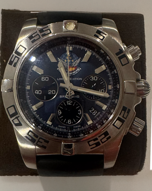 No Reserve - 2014 Breitling Chronomat "Blue Impulse" L.E. 44MM Blue Dial Rubber Strap (AB01107E)
