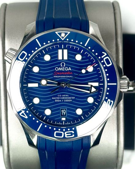 2022 Omega Seamaster Diver 300M 42MM Blue Dial Rubber Strap (210.32.42.20.03.001)