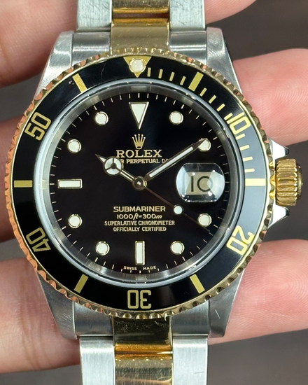 2001 Rolex Submariner Date 40MM Black Dial Two-Tone Oyster Bracelet (16613)