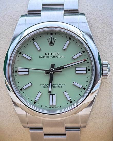 2025 Rolex Oyster Perpetual 41MM Pistachio Dial Oyster Bracelet (134300)
