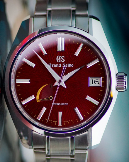 2023 Grand Seiko Heritage Collection "Katana" L.E. 40MM Red Dial Steel Bracelet (SBGA493G)