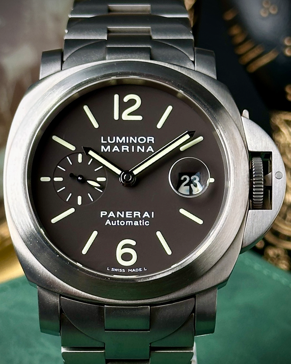 2009 Panerai Luminor Marina 44MM Black Dial Titanium Bracelet (PAM00279)