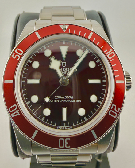 No Reserve - 2025 Tudor Black Bay 58 39MM Red Dial Steel Bracelet (7939A1A0RU)