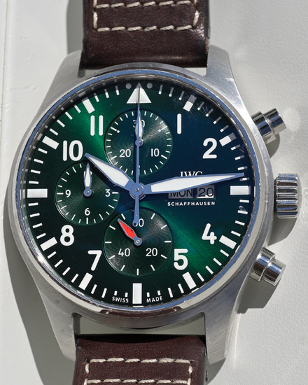 IWC Schaffhausen Pilot 43MM Green Dial Leather Strap (IW378005)