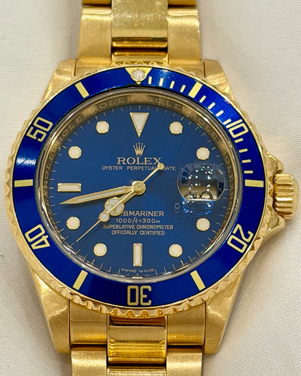 2005 Rolex Submariner Date "Bluesy" 40MM Blue Dial Yellow Gold Oyster Bracelet (16618)