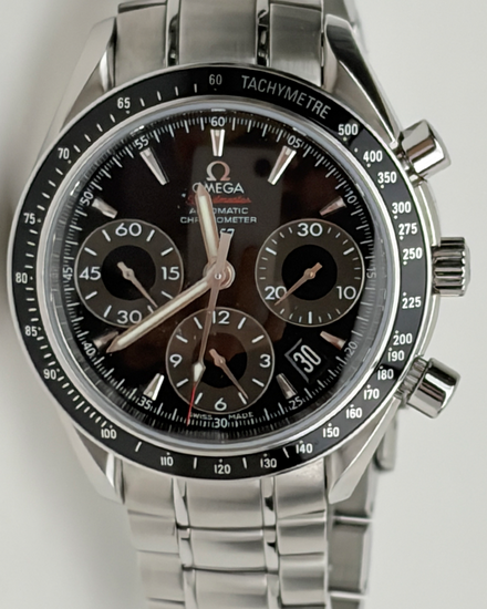 2010 Omega Speedmaster Date 40MM Black Dial Steel Bracelet (323.30.40.40.01.001)