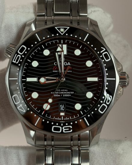 Omega Seamaster Diver 300M 42MM Black Dial Steel Bracelet (210.30.42.20.01.001)