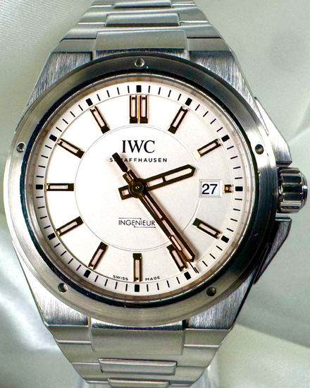 2016 IWC Schaffhausen Ingenieur 40MM White Dial Steel Bracelet (IW323906)