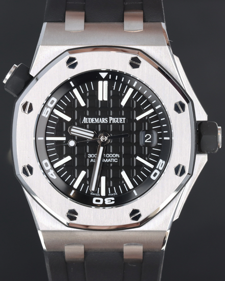 Audemars Piguet Royal Oak Offshore Diver 42MM Black Dial Rubber Strap (15703ST.OO.A002CA.01)