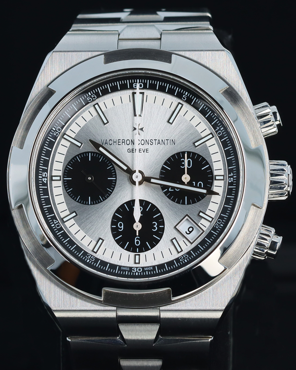 Vacheron Constantin Overseas Chronograph 42.5MM Silver Dial Steel Bracelet (5500V/110A-B686)