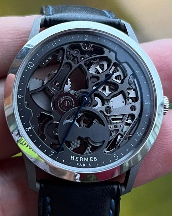 Hermès Heure H (Will Add it. when I upload pictures of papers.)