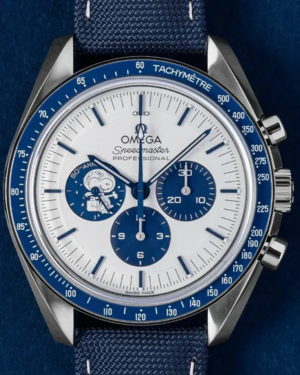 2025 Omega Speedmaster "Silver Snoopy Award" 42MM Silver Dial Textile Strap (310.32.42.50.02.001)
