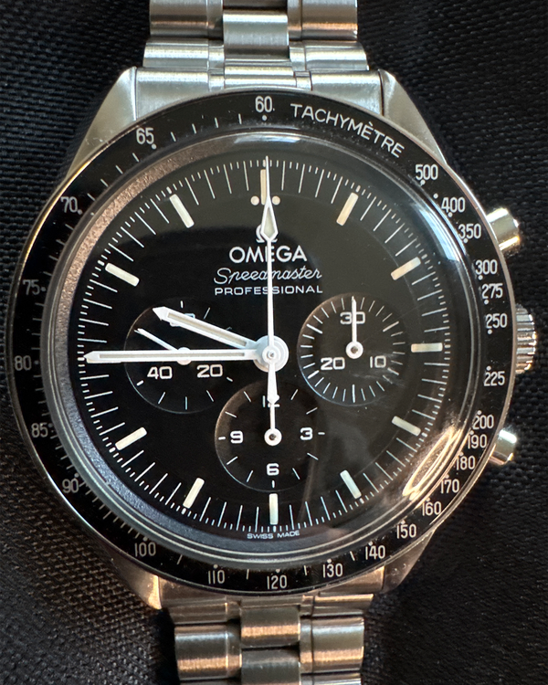 2021 Omega Speedmaster Professional Moonwatch 42MM Black Dial Steel Bracelet (310.30.42.50.01.001)