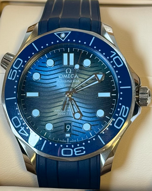 2024 Omega Seamaster Diver 300M  42MM Blue Dial Rubber Strap (210.32.42.20.03.002)