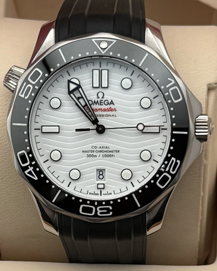 2023 Omega Seamaster Diver 300M 42MM White Dial Rubber Strap (210.32.42.20.04.001)
