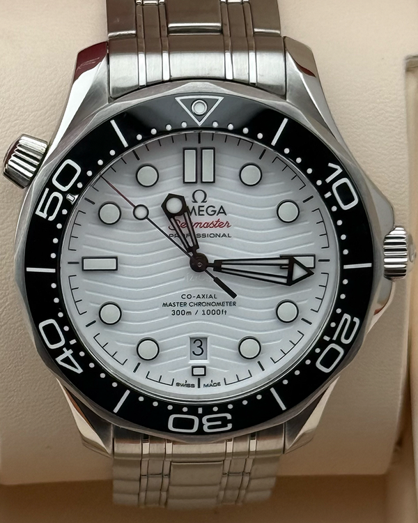 2023 Omega Seamaster Diver 300M 42MM White Dial Steel Bracelet (210.30.42.20.04.001)